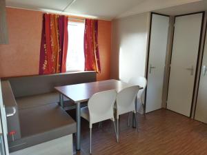 Camping mobil home 6 personnes, proche d'Europa Park et Rulantica 1 Rue du Camping 67860 Boofzheim Alsace