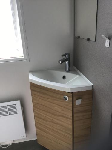 MOBIL HOME 8 PERSONNES 2 SALLES DE BAIN 40 m2 HAUT STANDING