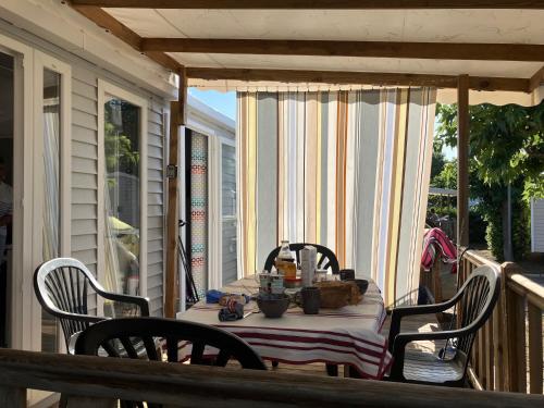 Mobil Home - Camping La Falaise