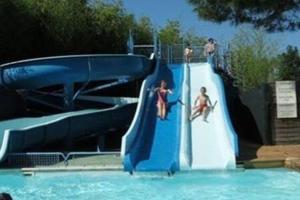 Mobil home climatisé camping la lande avec piscine Mimizan
