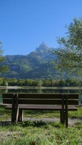Camping Mobil-Home Cosy - Matelas qualité hôtel 245 Route des lacs 74190 Passy Rhône-Alpes