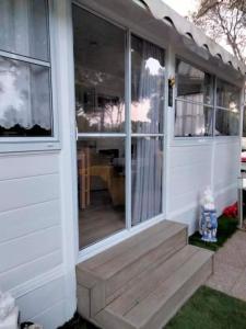 Mobil-home dans Camping L'Oasis 5 étoiles à Puget-sur-Argens