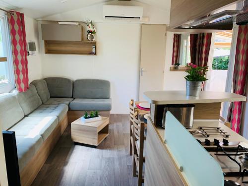 Mobil home excellence le lac des rêves 4* LATTES