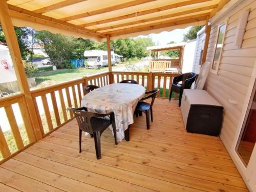 MOBIL-HOME NEUF 6 PERSONNES réservation du samedi au samedi en juillet et août