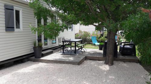 Mobil home récent clim 3ch Camping3* piscine