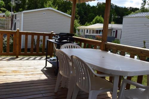 Mobil Home tout confort 6 personnes au Domaine Dugny
