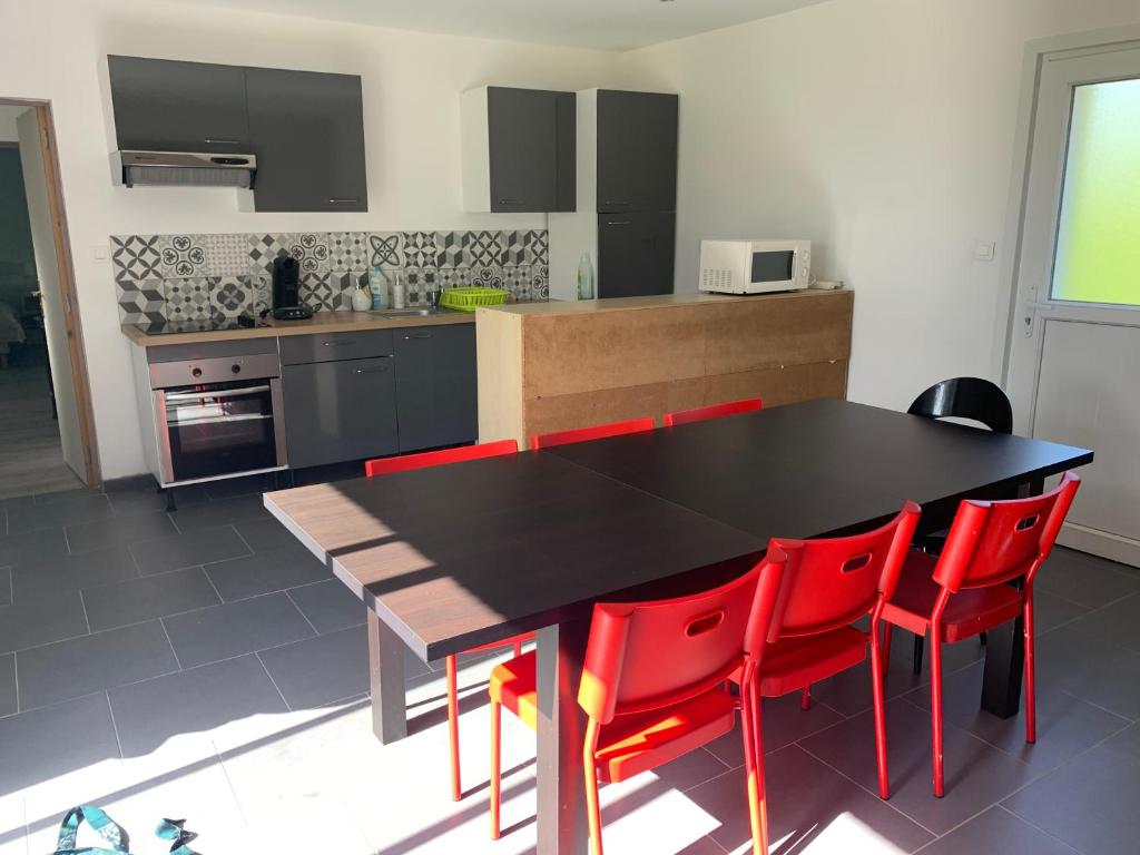 Mobil Home XXL 4 chambres - Camping L'Évasion 46700 Martignac