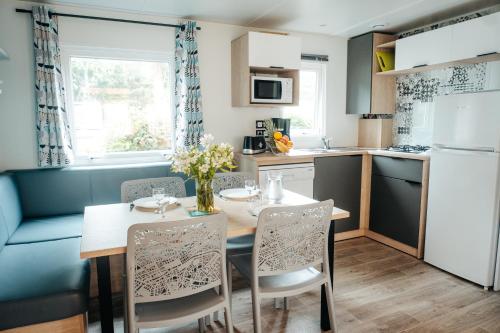 Mobil Home XXL 4 chambres - Camping Le Giessen