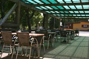 Mobil Homes XXL2 4 chambres - Camping Le Ranch des Volcans