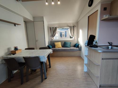 Mobile Home 4 pers Bois Dormant 494