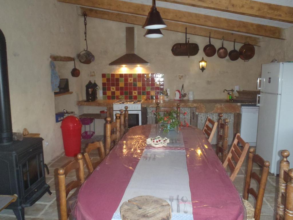 Mobile home 6-pers Camping Leï Suves-Côtes d'Azur-including airco 83520 Roquebrune-sur Argens