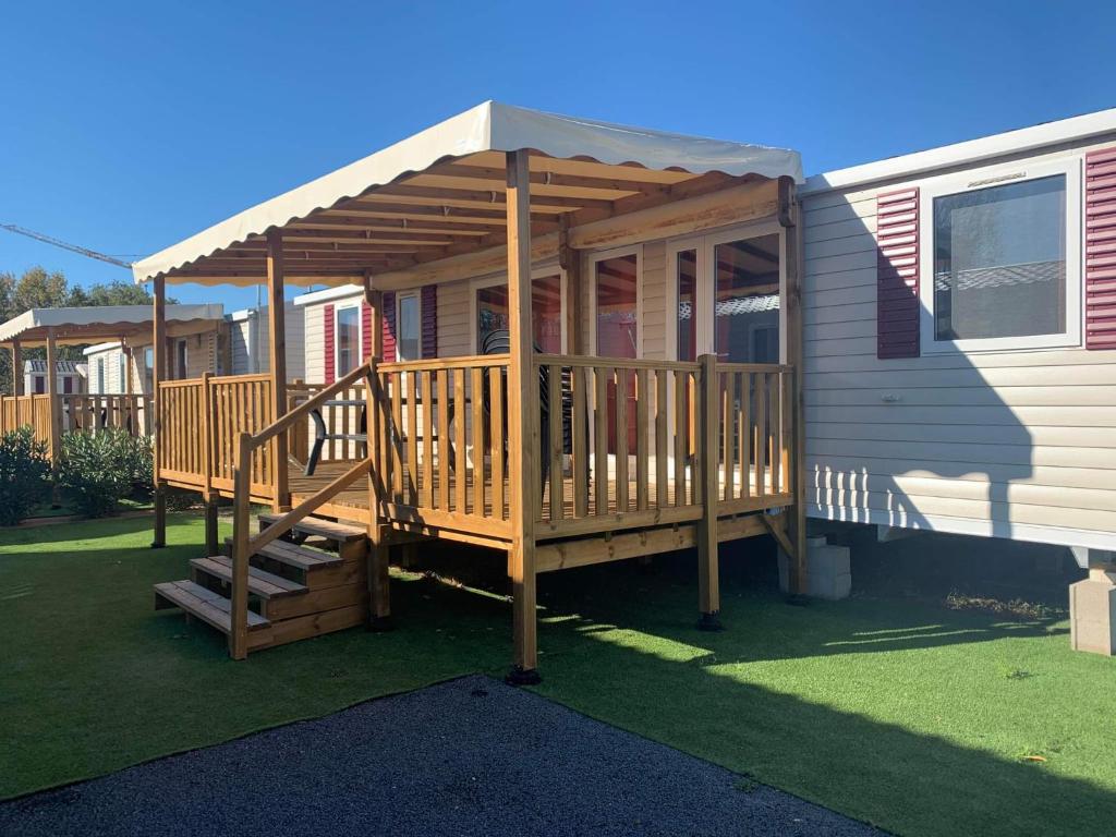 Camping Mobile home à louer 8 personnes Résidence Valras-Plage 34350 Valras-Plage