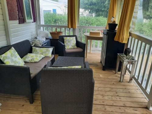 Mobile Home Camping St Pierre des Horts
