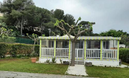 Mobile Home Camping St Pierre des Horts
