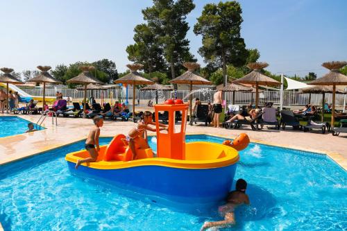 Mobile home De Luxe St Cyprien