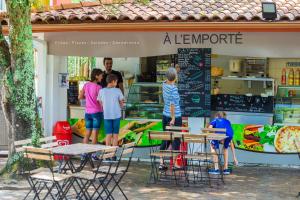 Mobile Homes by KelAir at Camping Sylvamar