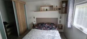 Mobilhome 2 ch,1 salon 40m2 de Charme dans camping ***
