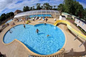 Mobilhome 4/6 personnes proche La Palmyre, Royan
