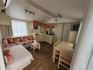 mobilhome camping castellas