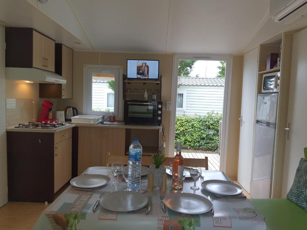 Camping mobilhome climatisé 3 chambres 615 31 Route de Frontignan 34110 Vic-la-Gardiole