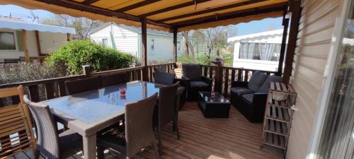 Mobilhome en face des plages