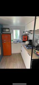 Camping MOBILHOME TOUT CONFORT 2 CH 4 PERS DEAUVILLE LIEU DIT ROTI   D27 CAMPING OREE DEAUVILLE 14800 Vauville Normandie