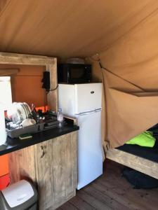 Camping Oh! Campings - La Clape 2 rue du Gouverneur 34300 Le Cap d\'Agde Languedoc-Roussillon