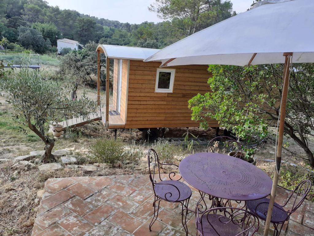 Camping Roulotte 467 Chemin de la Pimprenelle 30000 Nîmes