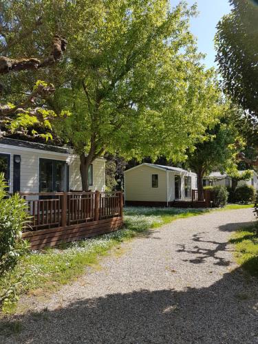 Camping CAMPING SAINT GABRIEL *** Route de Fontvieille Tarascon