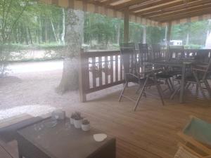 Shellie's 3 Bedroom Mobile-Home