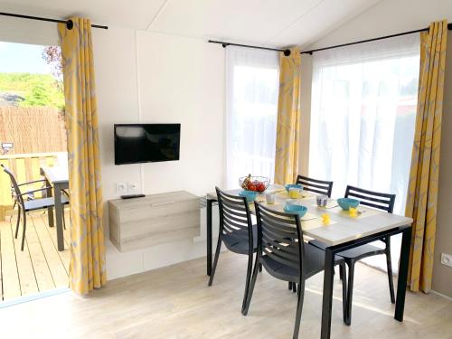 Spa privé, individuel, résidence calme, jardin, Wifi gratuit, Netflix, Parking privé