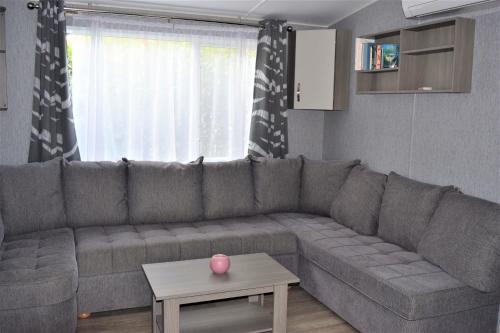 Spacieux Mobilhome 843 6-8pers de 45m² dans Camping 4*