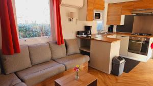 Spacieux mobilhome N°4, 2ch tout confort