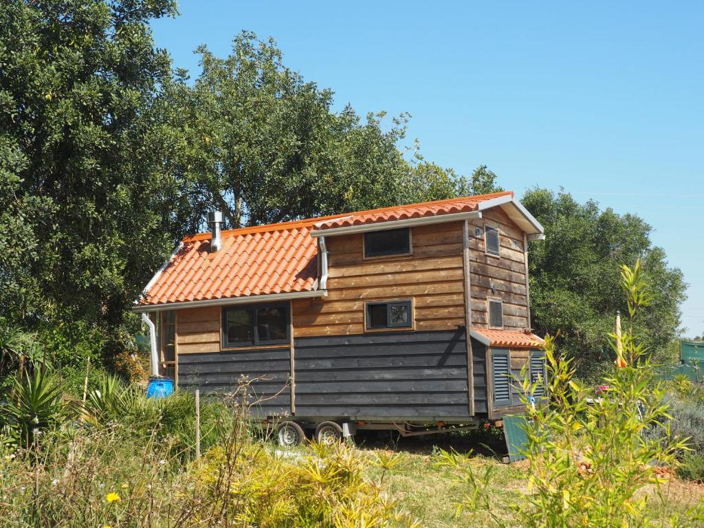 Camping tiny house alfarroba Casa jasmin sitio do malhão 8365-303 Estevais