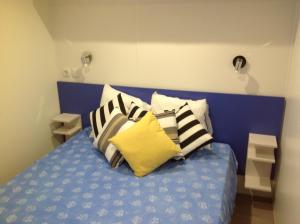 TopSun Argelès Camping La Sirène 2 bedroom 25m2 max 4 personnes Inc bebe pas d'enfants sans parents