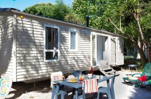 Camping TOPSUN Argelès sur Mer La Sirène Max 4personnes Pas d'enfants sans parents route de taxo Camping la Sirène 66700 Argelès-sur-Mer