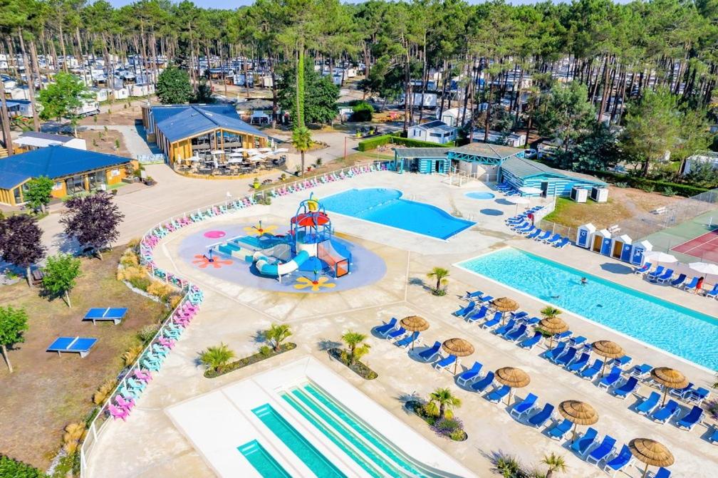 VOS VACANCES EN PAYS D' AUBRAC La Boissière 12130 Saint-Geniez-dʼOlt