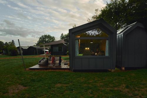 Wellnester Tiny Houses by the lake in Losheim am See