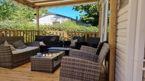 Willerby, baie vitrée, ilot, terrasse profonde