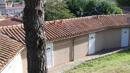 Maisons de vacances Campotel Du Jaur Chemin d'Artenac Saint-Pons