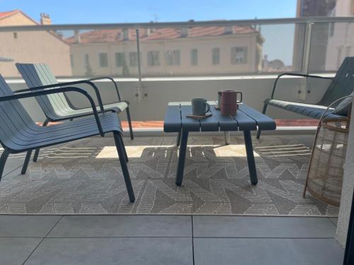 Cannes, appartement avec parking+terrasse, Croisette à pied! Cannes france