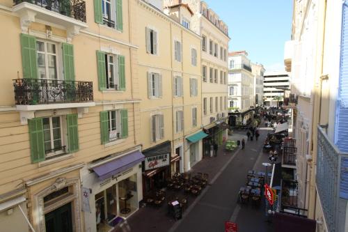 Cannes appartement Rue d'Antibes Cannes france