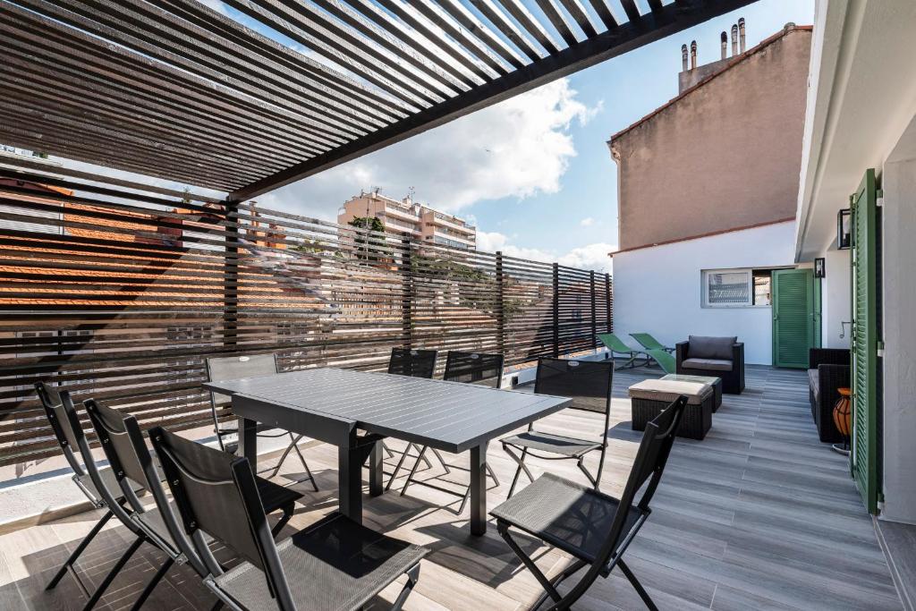 Appartement Cannes Luxury Rental - Apartment City Center 11 Rue Meynadier, 06400 Cannes