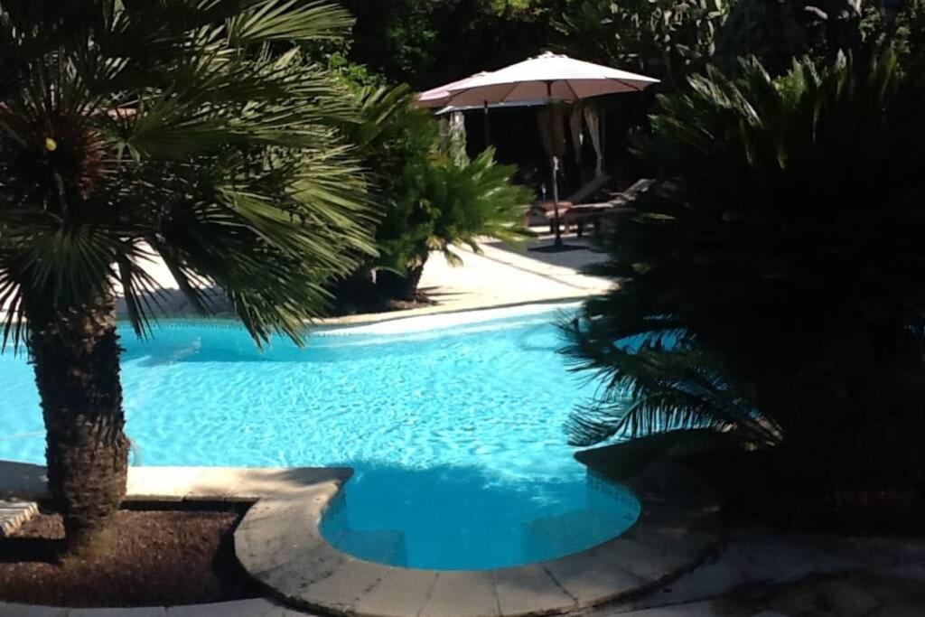 Villa Cannes Villa piscine proche centre ville 23 Avenue de Benefiat, 06400 Cannes