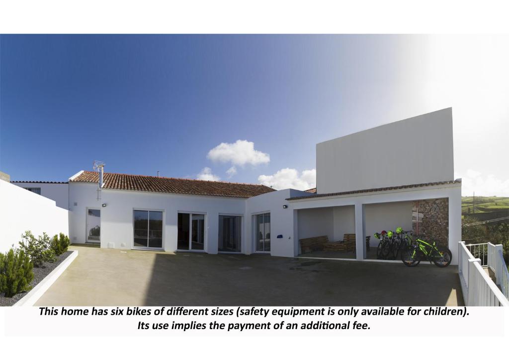 Maison de vacances Cantinho da Ilha Rua da Mangana 32 Nordeste, 9630-043 Achadinha