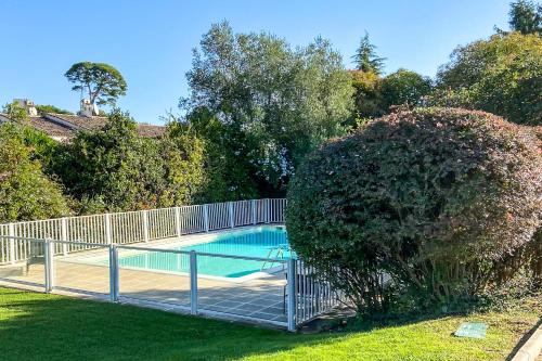 Cap d’Antibes-Garoupe–Pool, Tennis Court, Private garden Antibes france