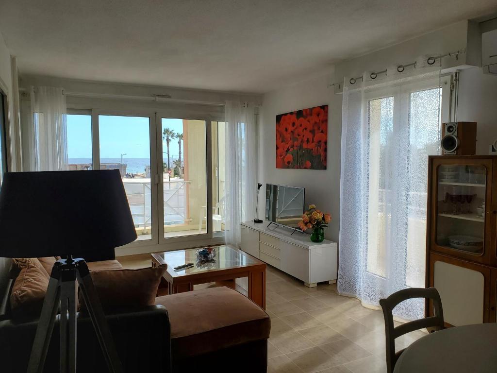 Appartement CAP HERMES 3 Pieces Climatise 6 Personnes des forces françaises libres, 487, 83600 Fréjus