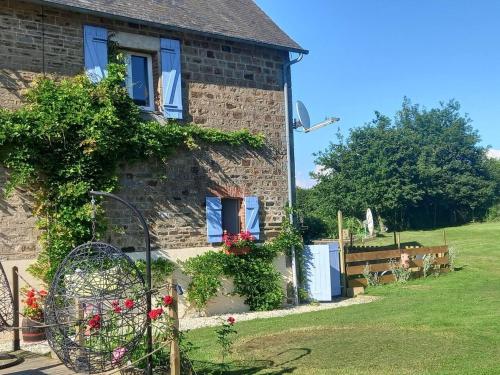 Captivating 2-Bed Cottage in Mortain-Bocage Notre-Dame-du-Touchet france