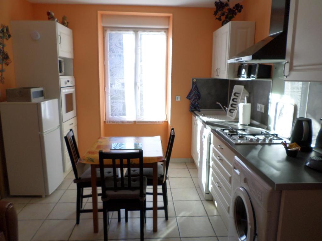 Appartement capucine 39 Avenue de la Bourboule, 63240 Le Mont-Dore