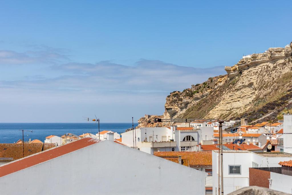 Auberge de jeunesse Carepa SUITES Rua Azinhaga do Escorrega, 2450-135 Nazaré